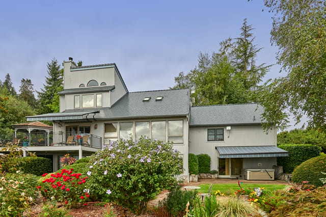 Deep Charcoal Interlock metal roof in Amity, OR