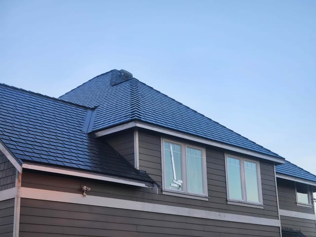 Deep Charcoal Interlock metal roof in Buckley, WA