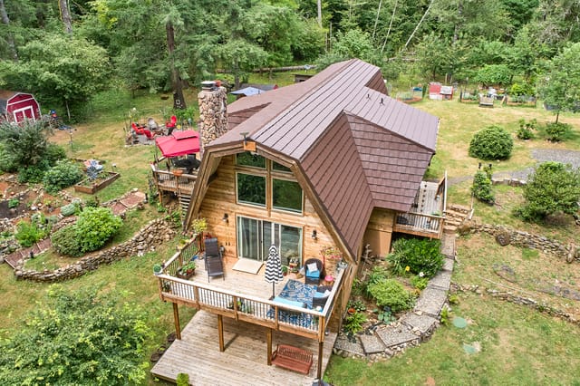 Colonial Brown Interlock metal roof in Yacolt, WA