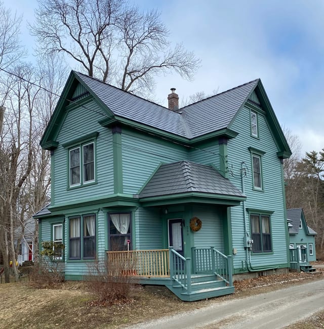 Interlock Aluminum Cedar Shingle Metal Roofing – Musket Grey | Mahone Bay, NS (Front-right elevation)