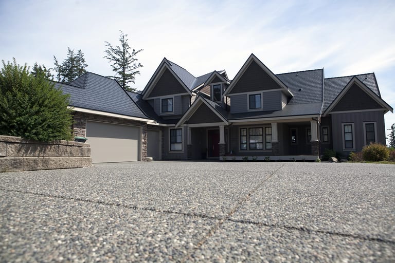 Interlock Aluminum Slate Metal Roofing – Black | Cloverdale, BC (Street view)