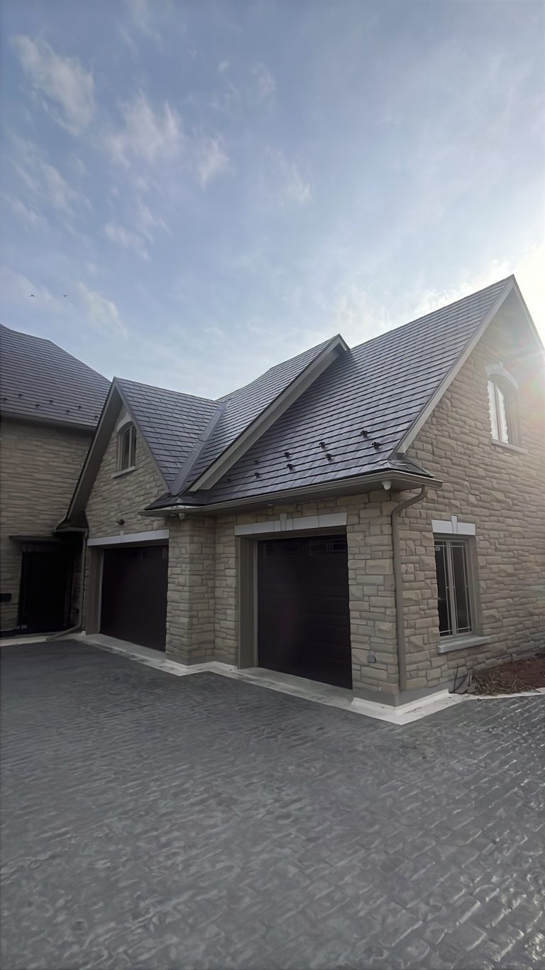 Interlock Aluminum Slate Metal Roofing – Tudor Brown | Sudbury, ON