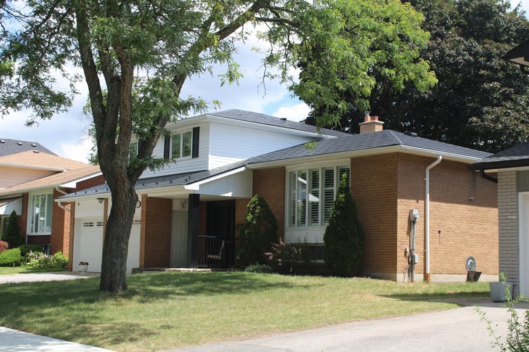 Interlock Aluminum Slate Metal Roofing – Deep Charcoal | Paris, ON