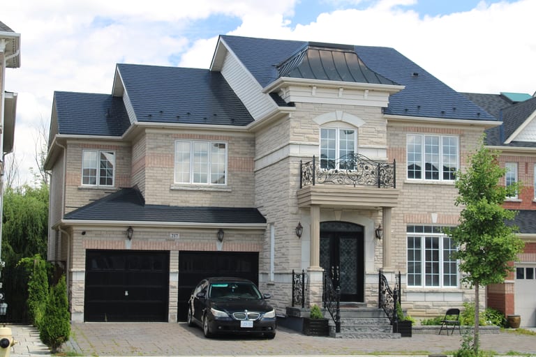 Interlock Aluminum Slate Metal Roofing – Black | Markham, ON (Front-left elevation)