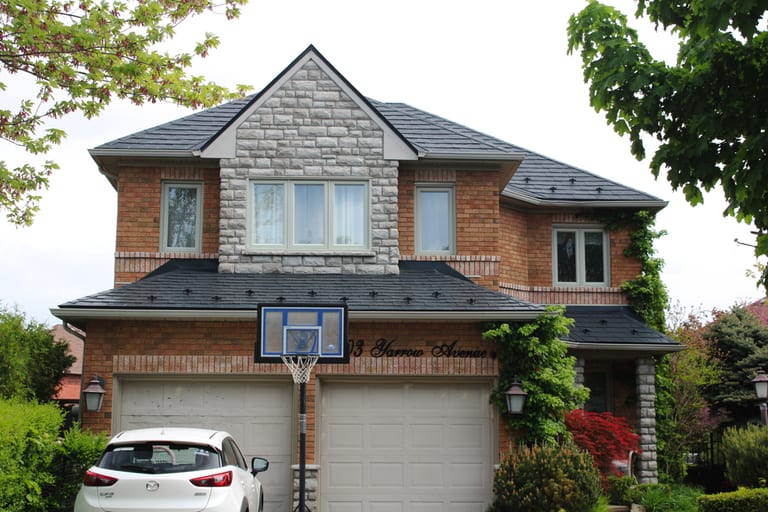 Interlock Aluminum Slate Metal Roofing – Black | Mississauga, ON (Street view)