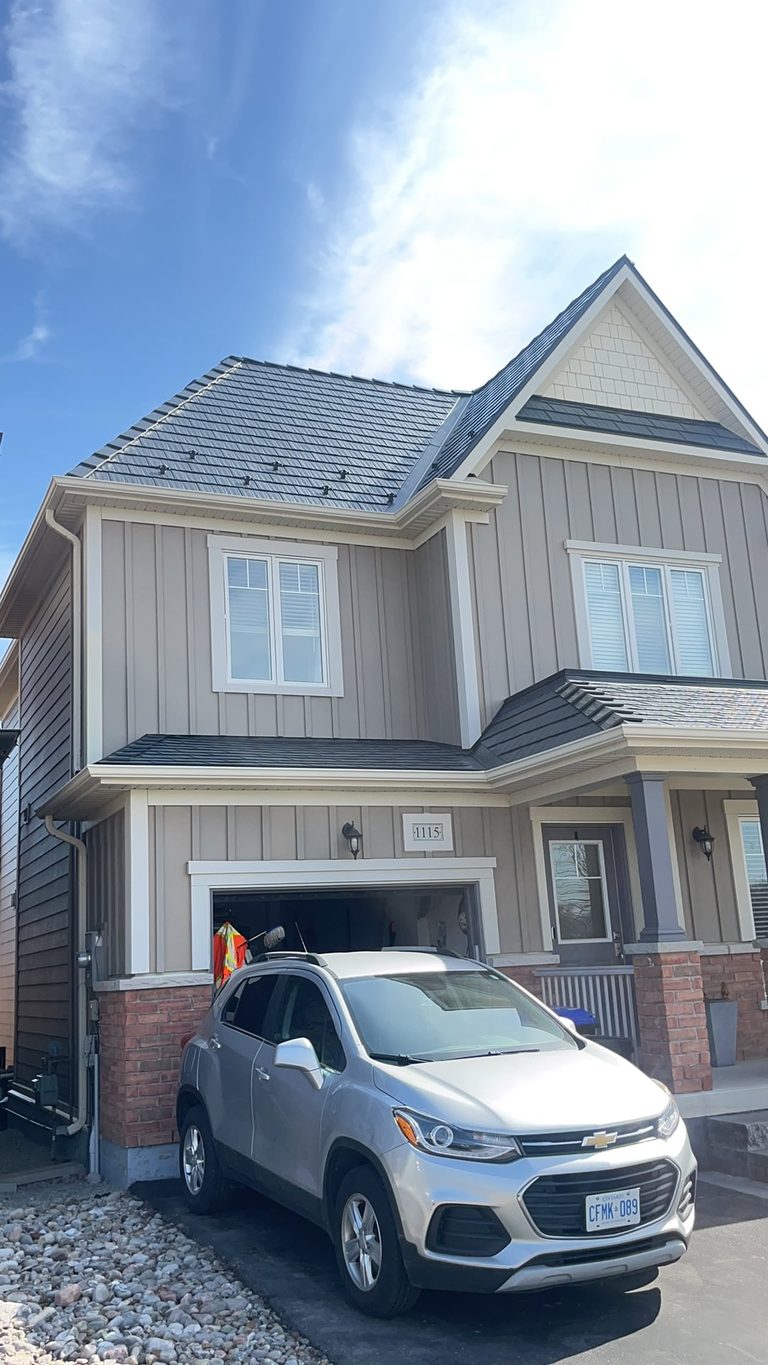 Interlock Aluminum Cedar Shingle Metal Roofing – Deep Charcoal | Innisfil, ON (Front-left elevation)
