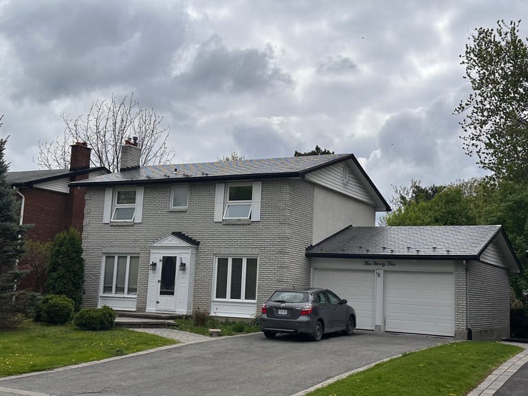 Interlock Aluminum Shingle Metal Roofing – Charcoal Grey | Ottawa, ON (Front-right elevation)
