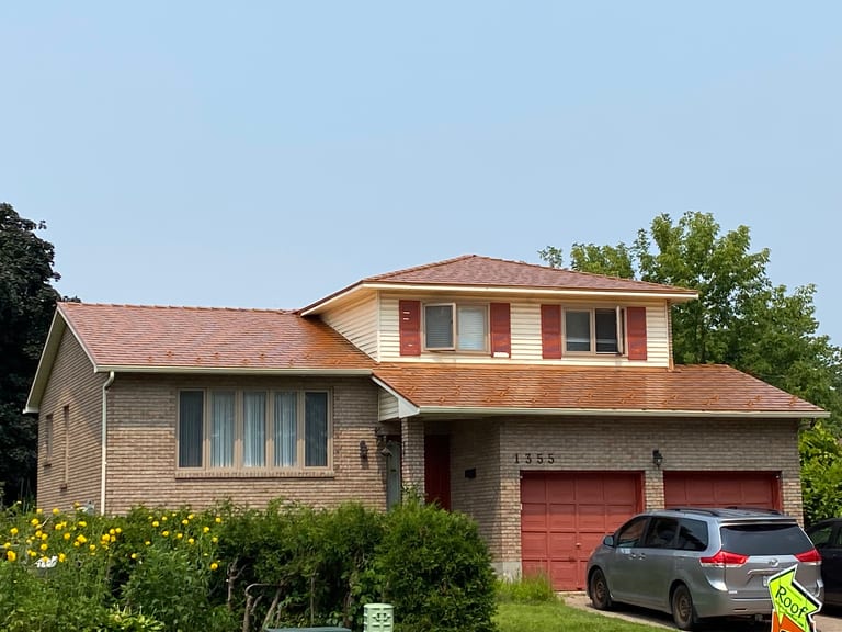 Interlock Aluminum Slate Metal Roofing – Copper Penny | Gloucester, ON (Close-up)