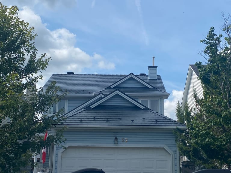 Interlock Aluminum Slate Metal Roofing – Deep Charcoal | Kanata, ON (Street view)