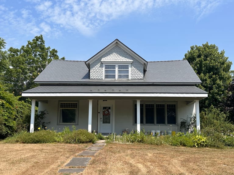 Interlock Aluminum Slate Metal Roofing – Musket Grey | Bloomfield, ON