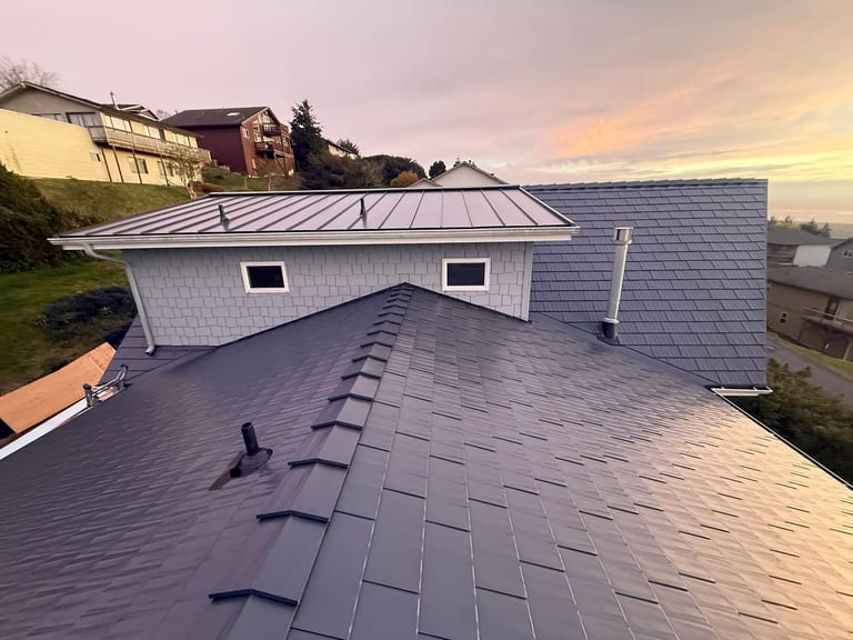 Interlock Aluminum Cedar Shingle Metal Roofing – Deep Charcoal | Cloverdale, OR