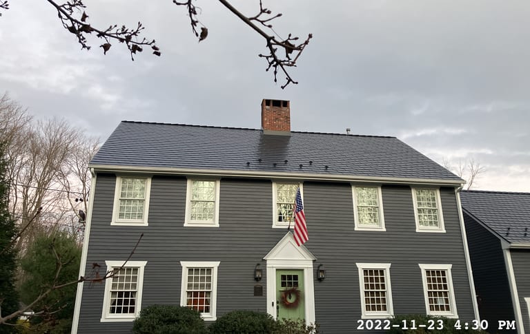 Interlock Aluminum Slate Metal Roofing – Black | Lincoln, RI