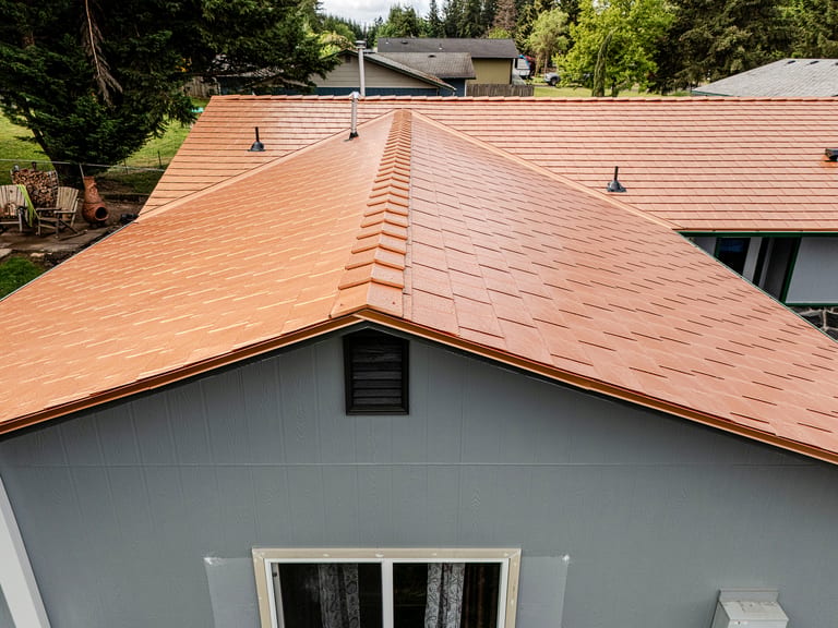 Interlock Aluminum Slate Metal Roofing – Copper Penny | Castle Rock, WA (Ridge line)