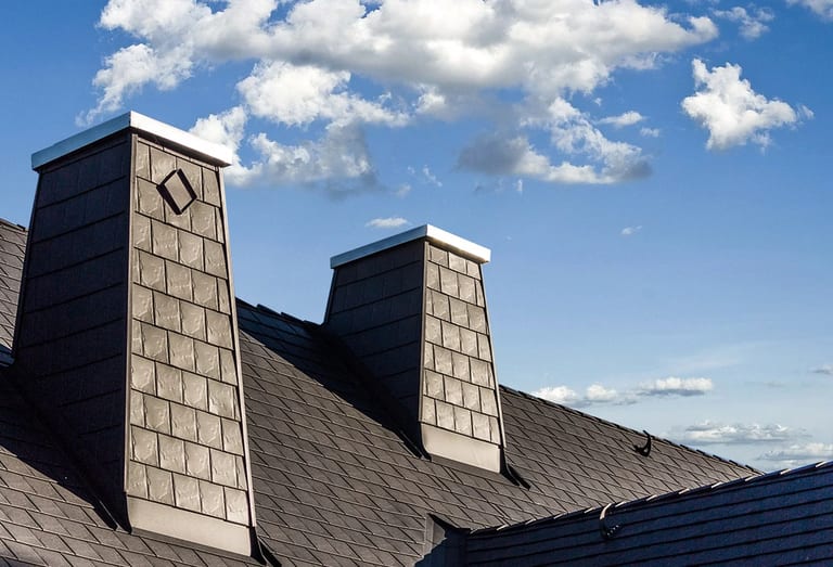 Interlock aluminum siding and wall cladding