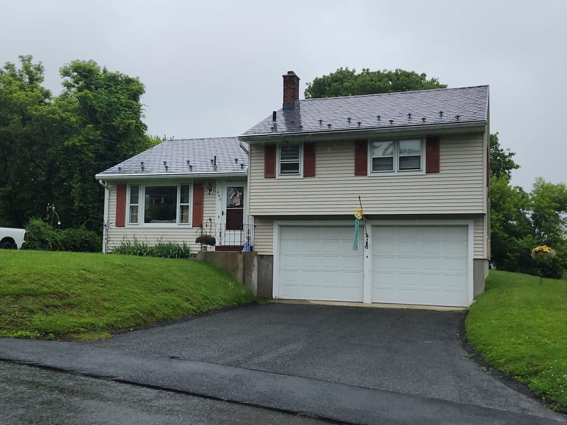 Interlock Aluminum Slate Metal Roofing – Charcoal Grey — Pittsfield, MA