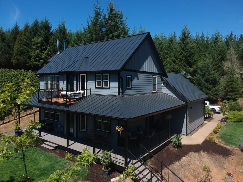 Interlock Aluminum Standing Seam Metal Roofing – Black | Veneta, OR