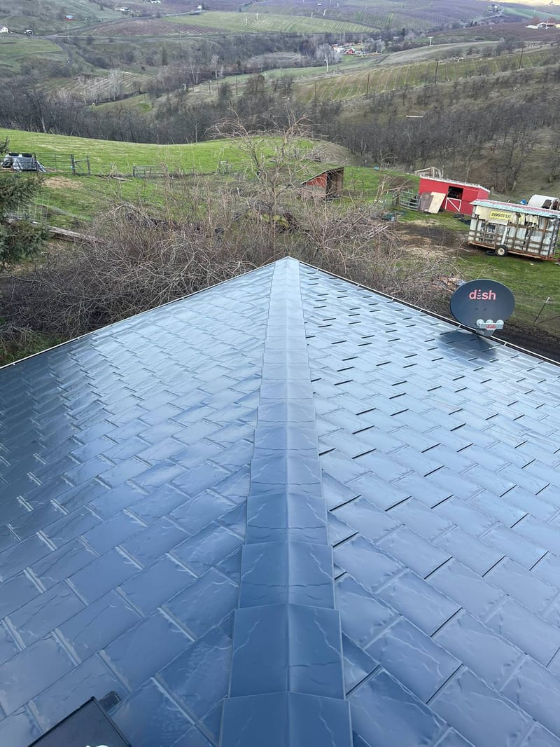 Interlock Aluminum Slate Metal Roofing – Deep Charcoal — The Dalles, OR