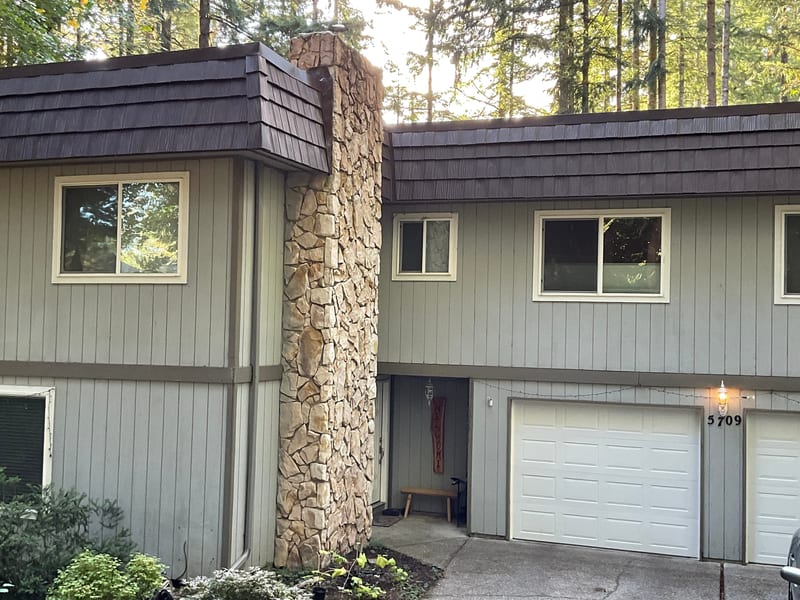 Interlock Aluminum Shake Metal Roofing – Colonial Brown — Olympia, WA
