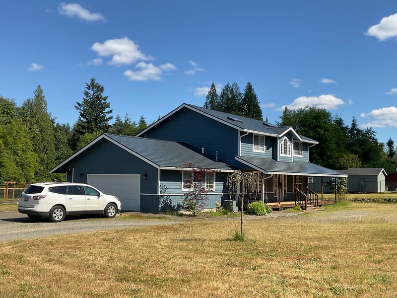 Interlock Aluminum Cedar Shingle Metal Roofing – Deep Charcoal — Olympia, WA