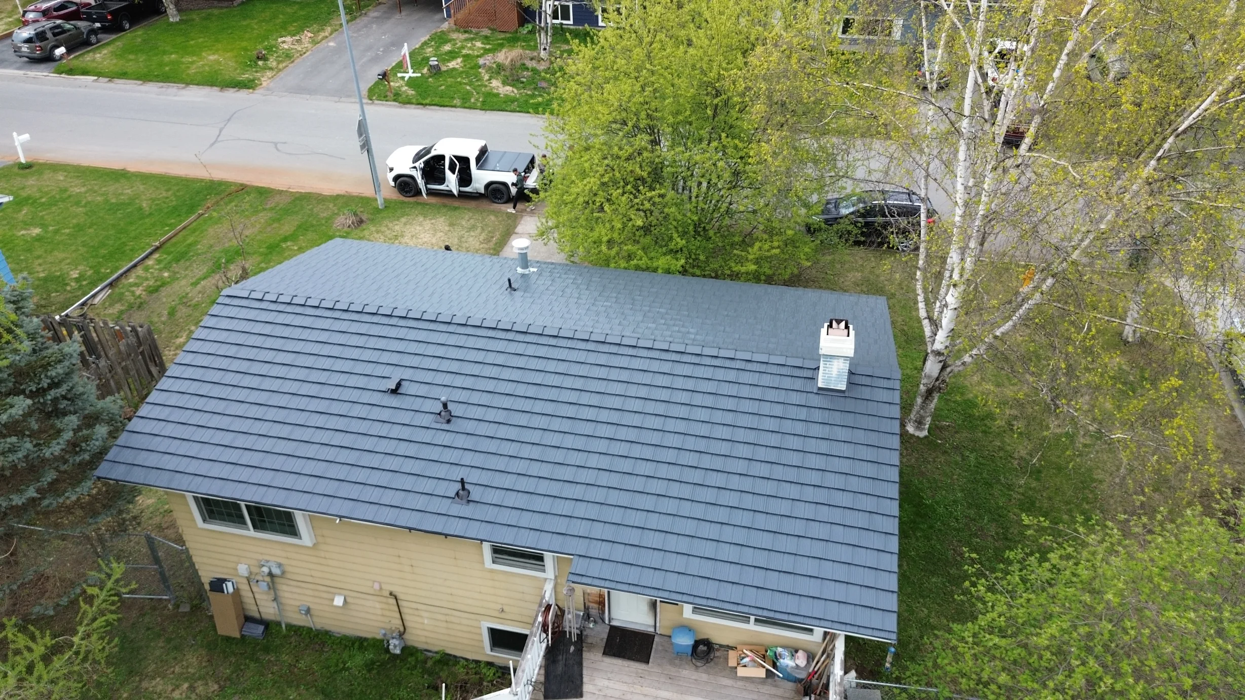 Interlock Aluminum Shake Metal Roofing – Deep Charcoal | Anchorage, AK (Rear elevation)