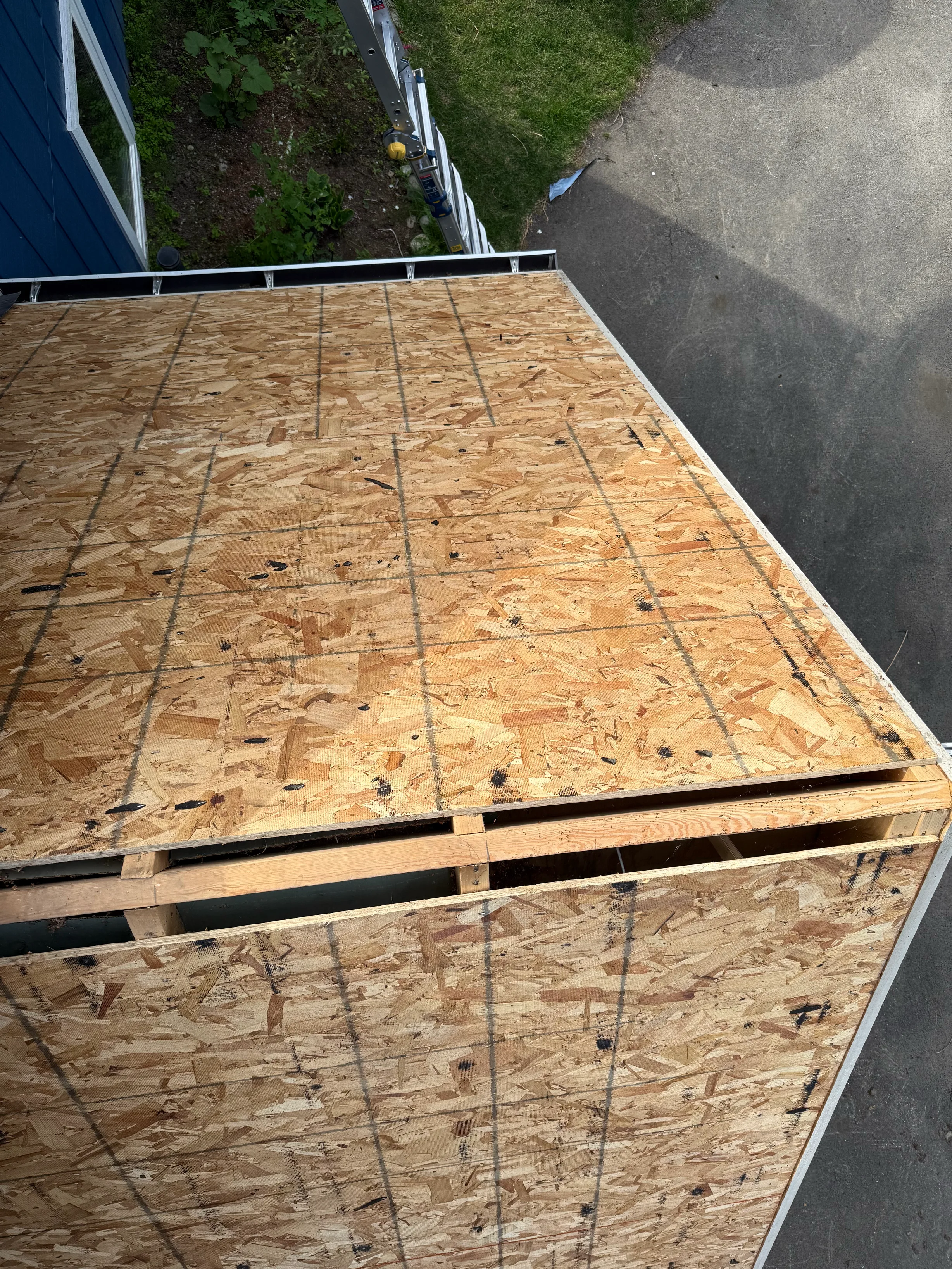 Interlock Aluminum Cedar Shingle Metal Roofing – Colonial Brown | Wasilla, AK (Aerial)