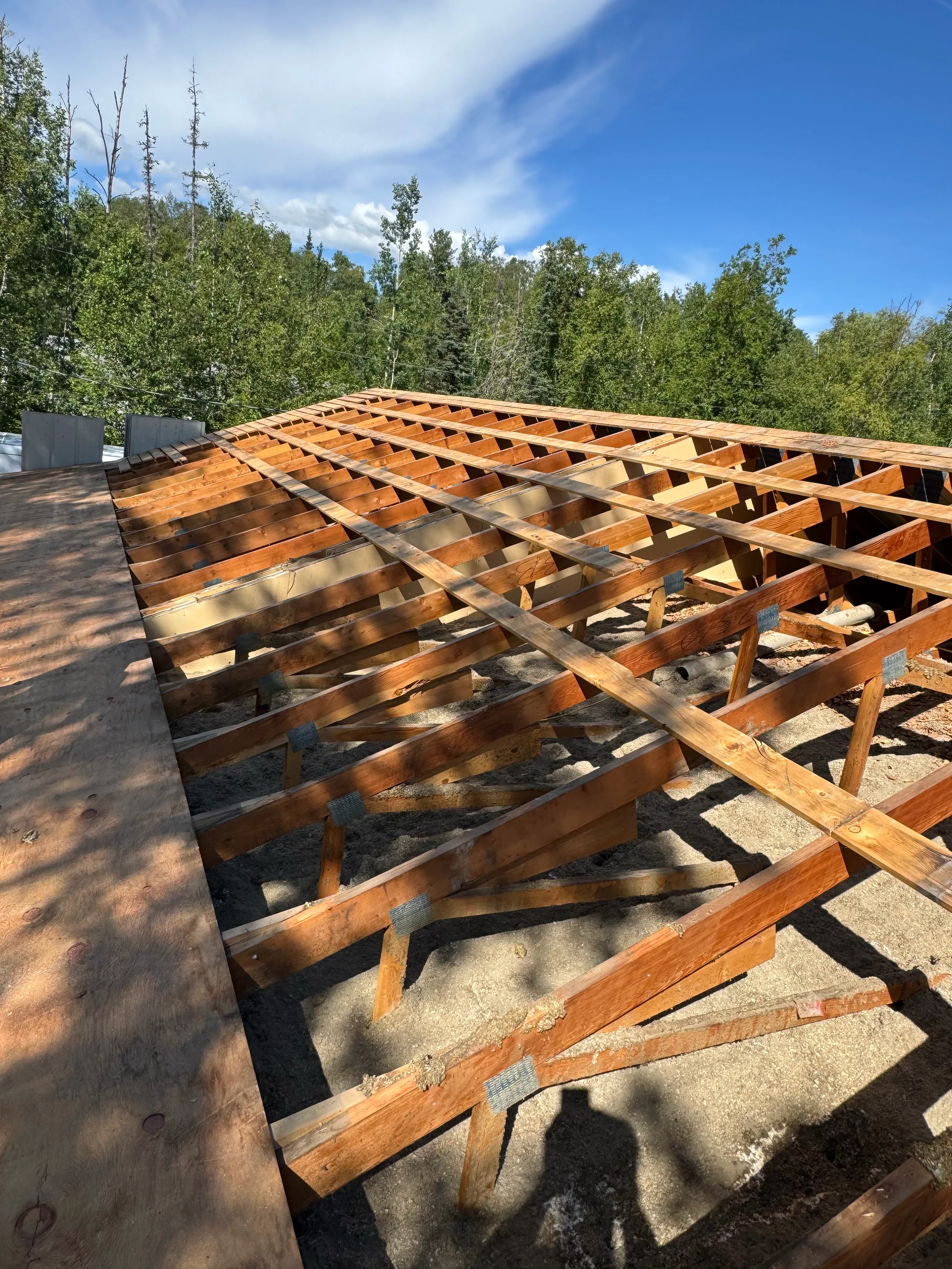 Interlock Aluminum Shake Metal Roofing – Copper Penny | Wasilla, AK (During installation)