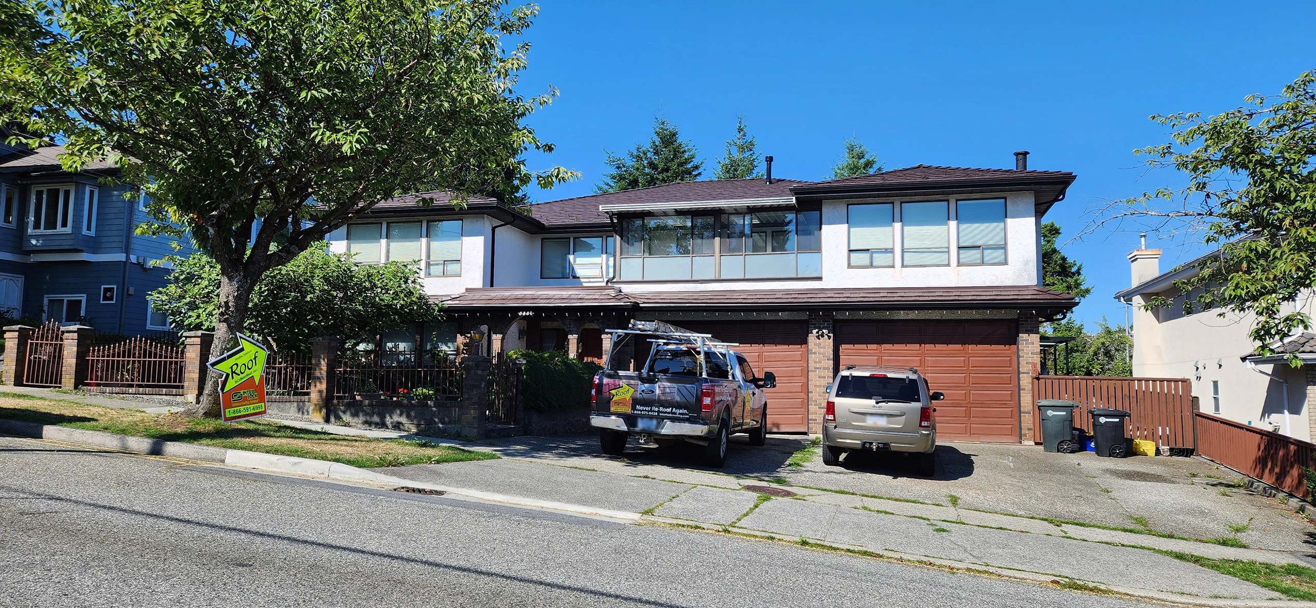 Interlock Aluminum Shake Metal Roofing – Colonial Brown | Burnaby, BC (Street view)