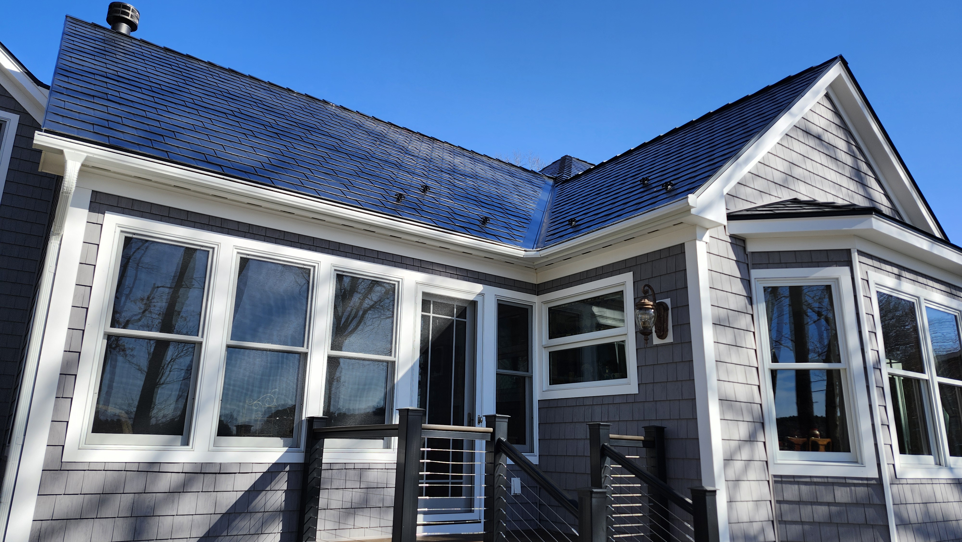 Interlock Aluminum Slate Metal Roofing – Deep Charcoal | Orrs Island, ME