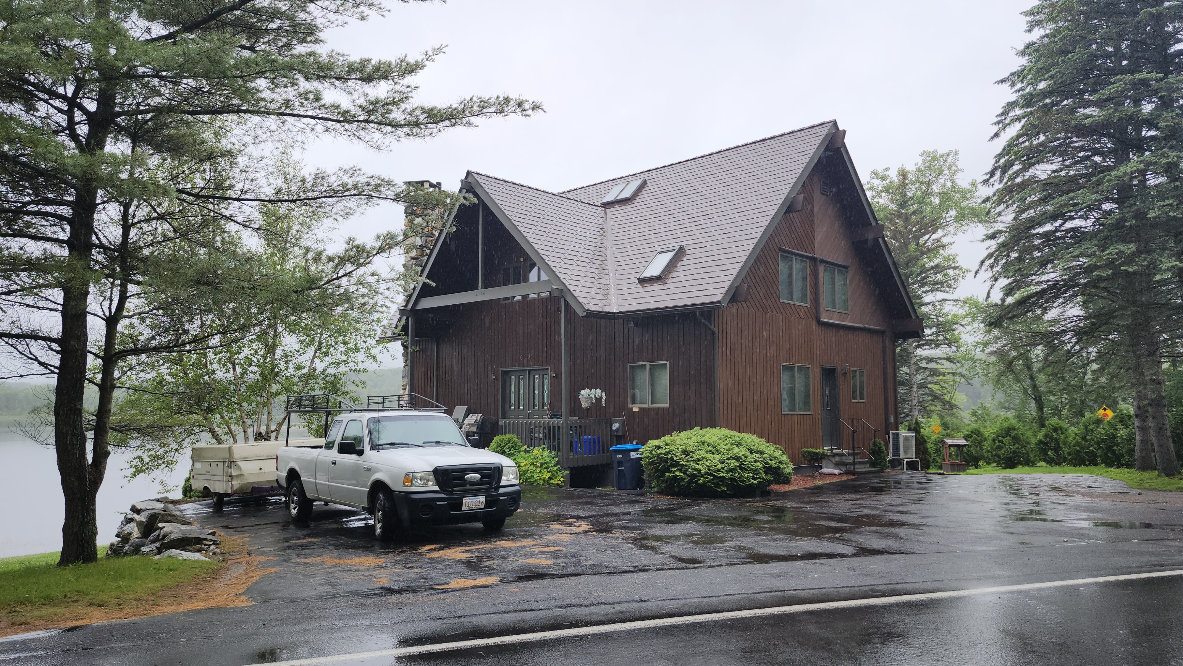 Interlock Aluminum Shingle Metal Roofing – Colonial Brown | Pittsfield, MA (Front elevation)