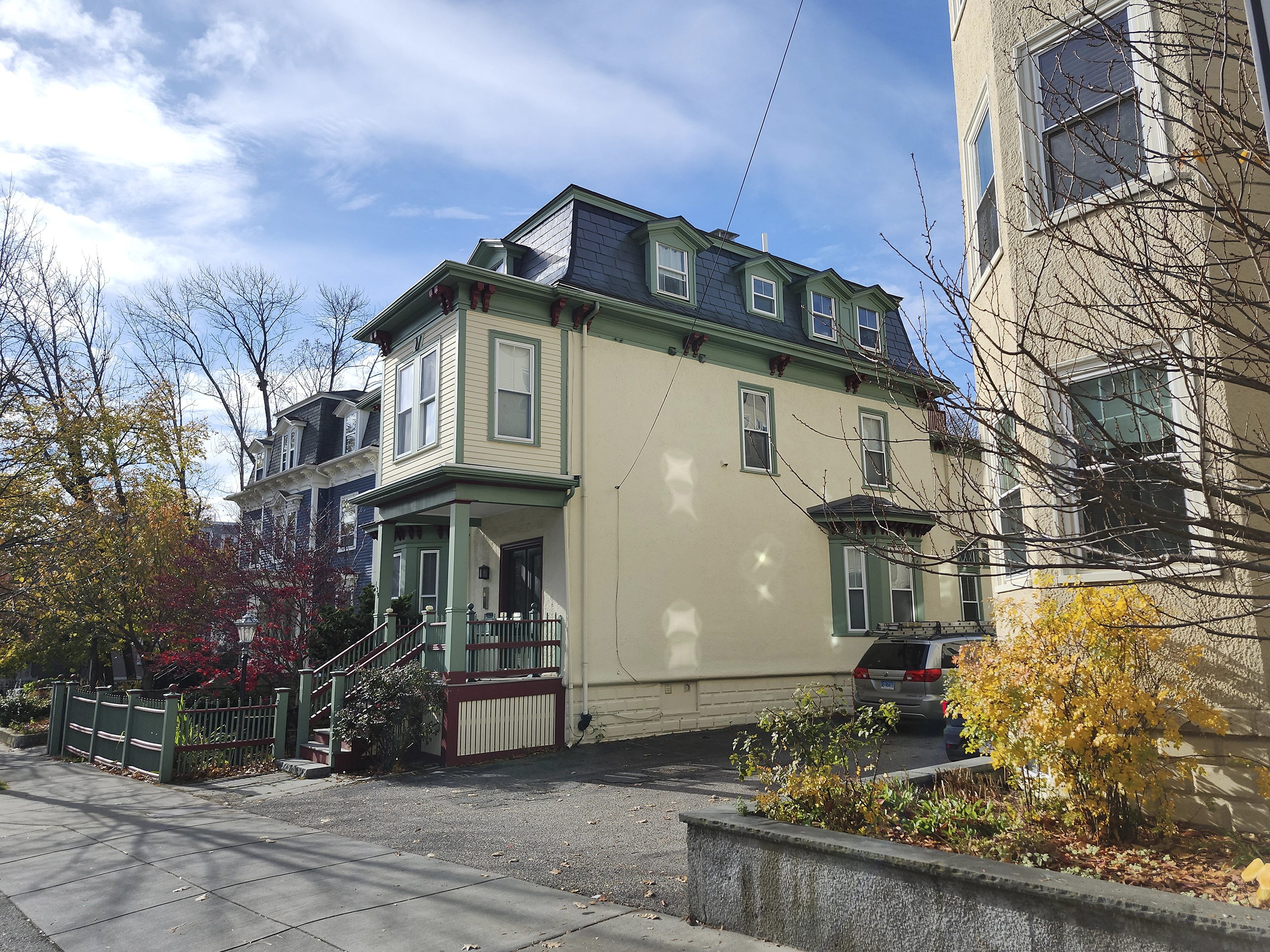 Interlock Aluminum Slate Metal Roofing – Charcoal Grey | Cambridge, MA (Front-right elevation)