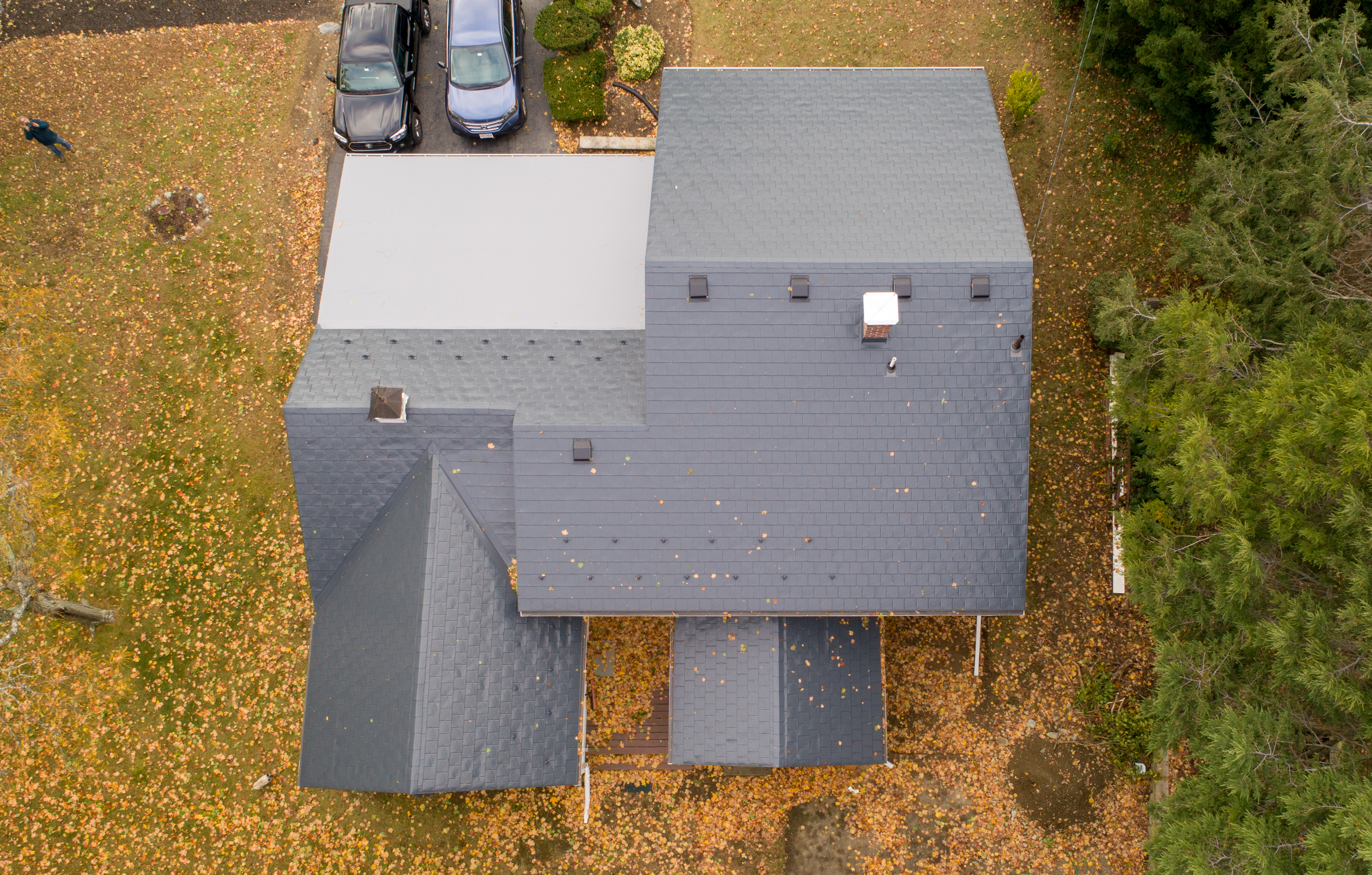 Interlock Aluminum Slate Metal Roofing – Deep Charcoal | Woburn, MA (Drone top down)