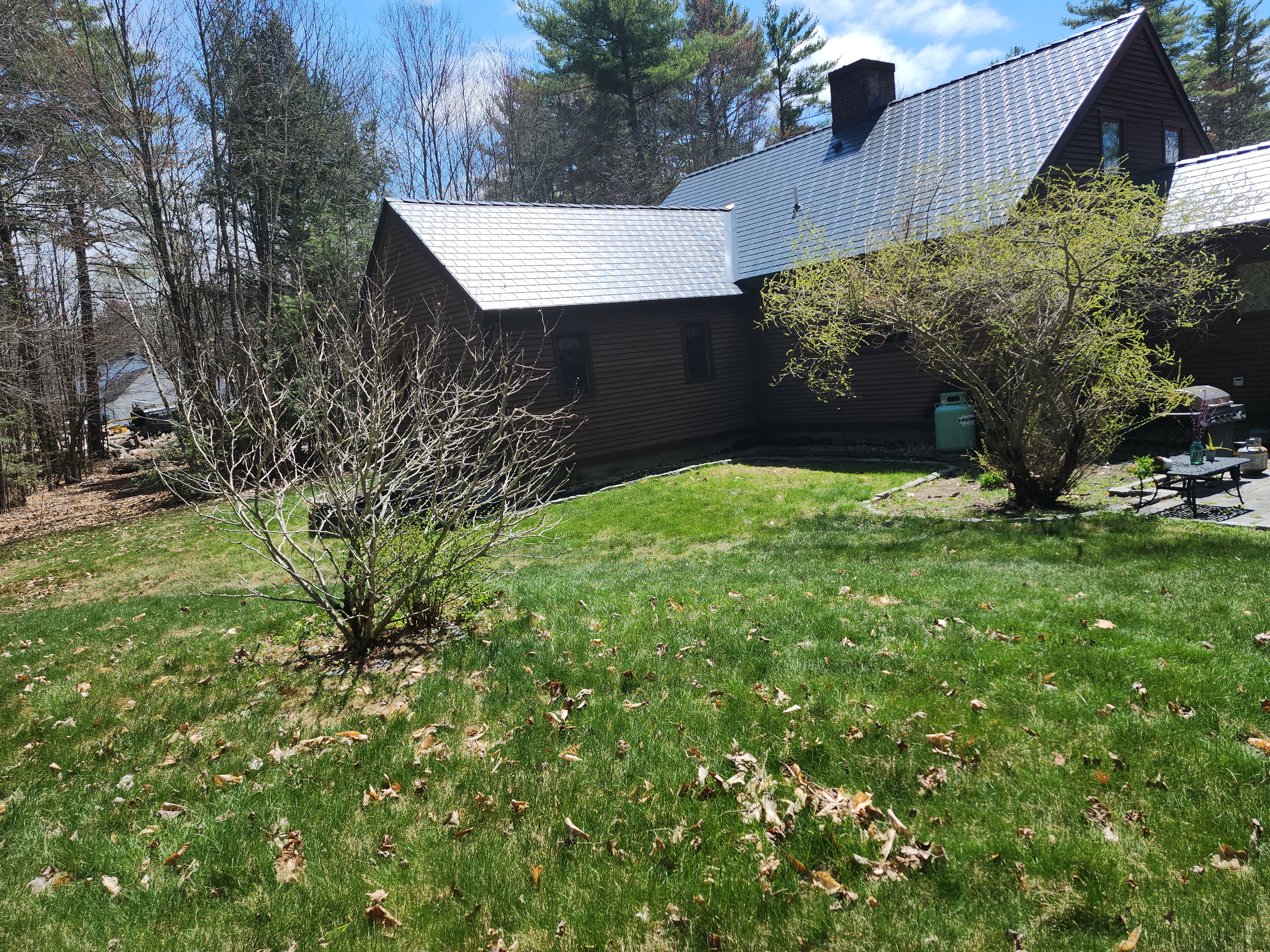 Interlock Aluminum Slate Metal Roofing – Deep Charcoal | Alton, NH