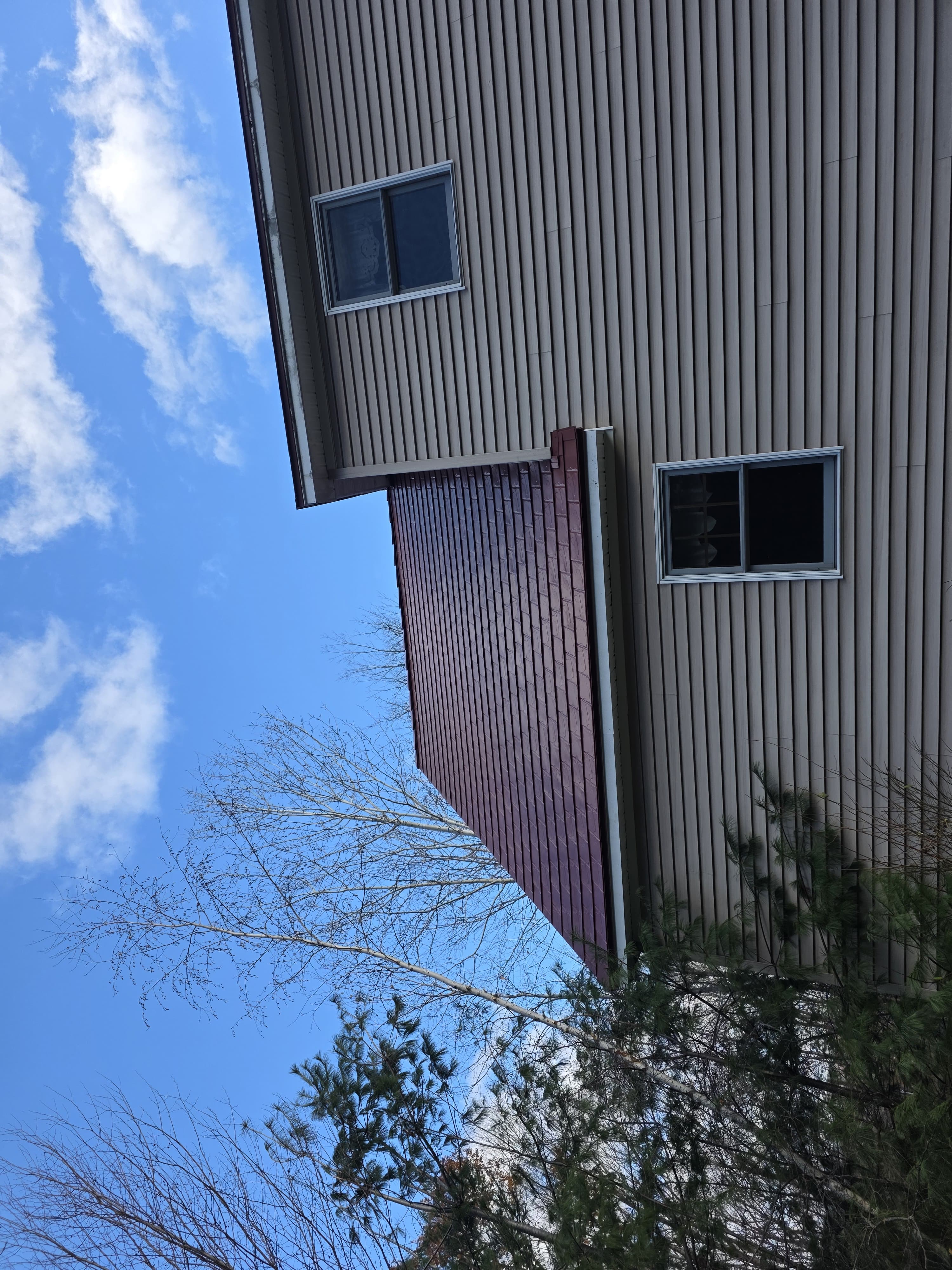Interlock Aluminum Slate Metal Roofing – Tile Red | Deerfield, NH