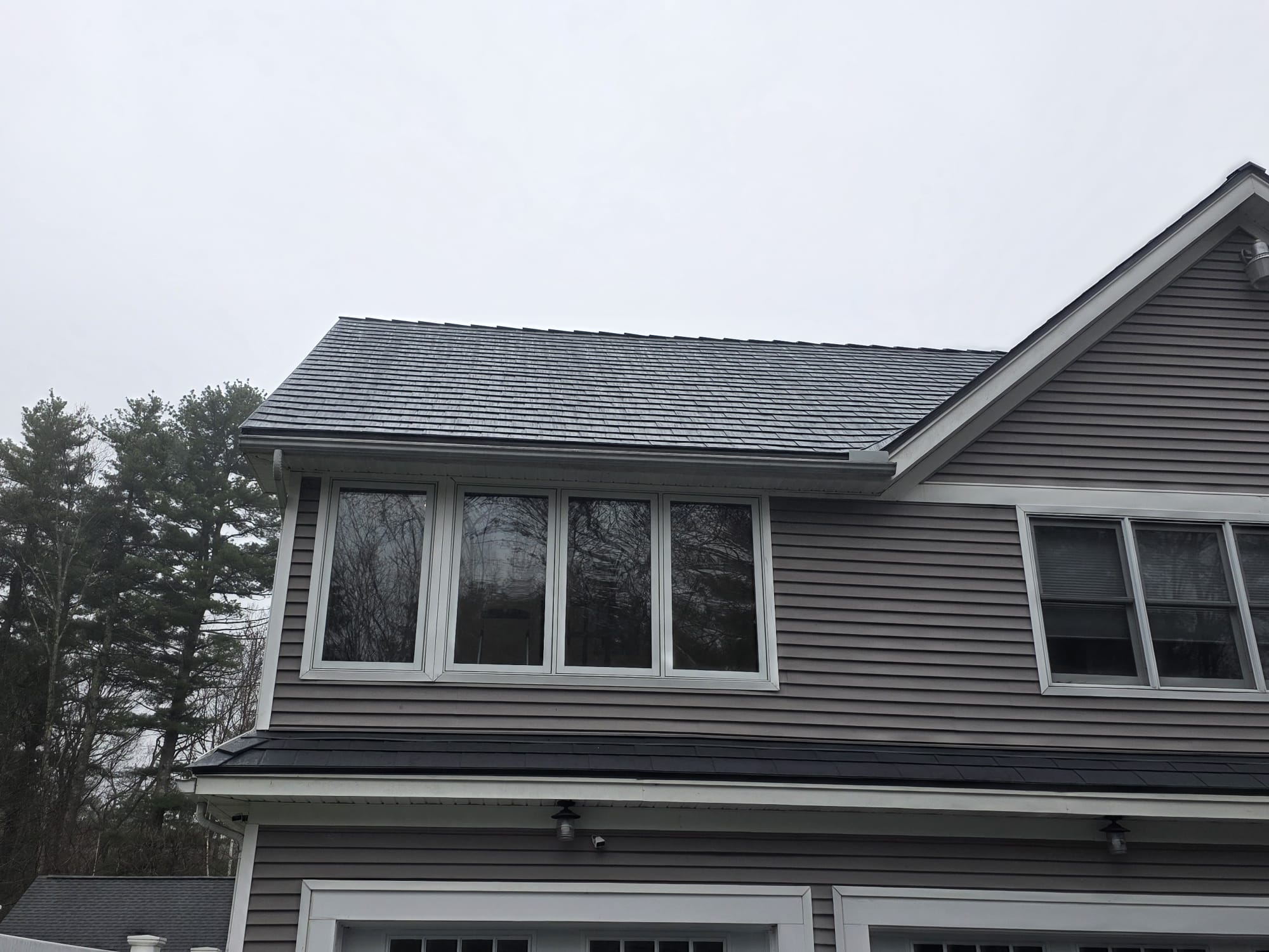 Interlock Aluminum Slate Metal Roofing – Deep Charcoal | Pelham, NH