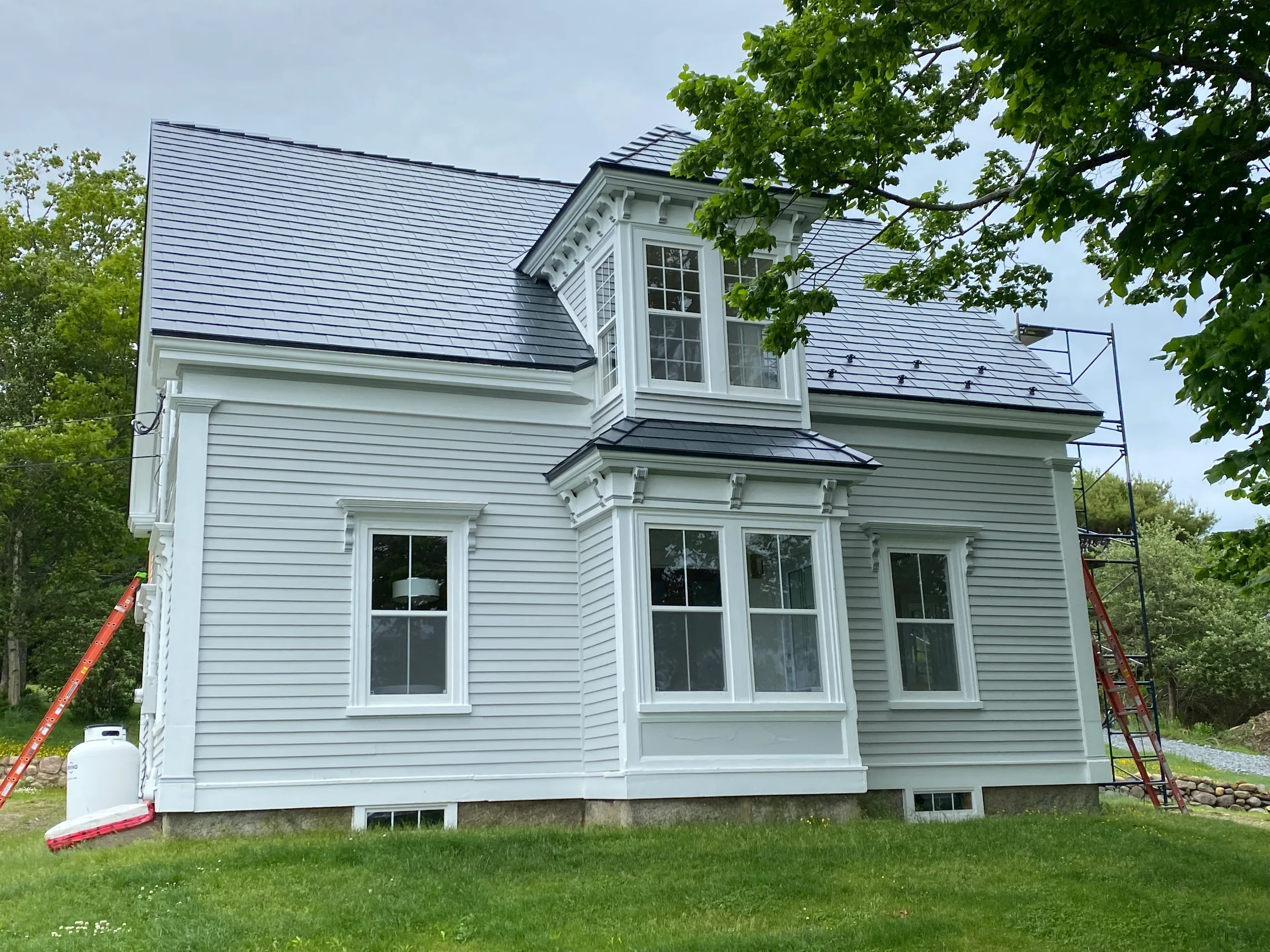 Deep Charcoal Interlock Slate aluminum roof on the home, East LaHave, Nova Scotia
