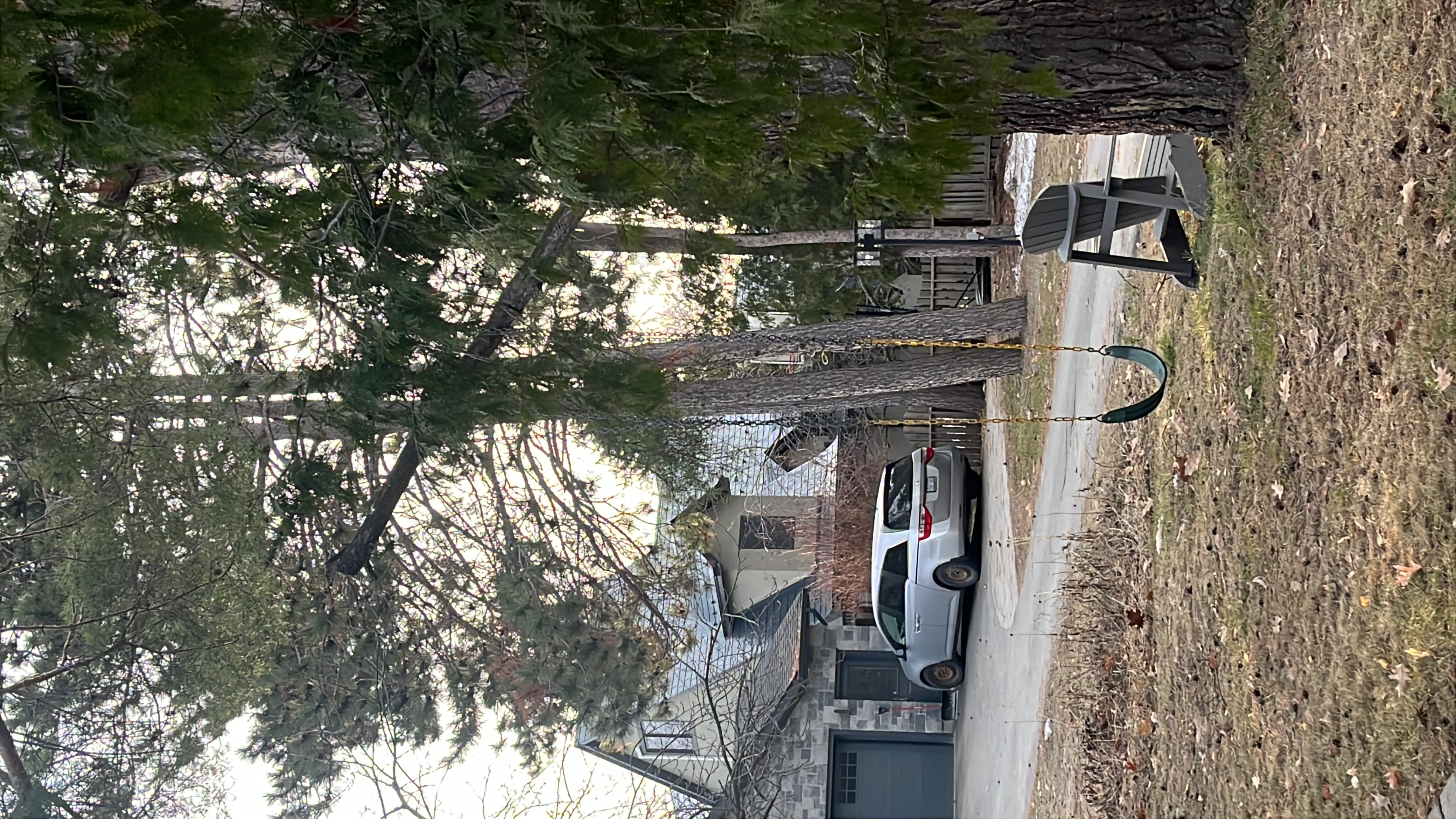 Interlock Aluminum Slate Metal Roofing – Deep Charcoal | Greater Sudbury, ON (Side elevation)
