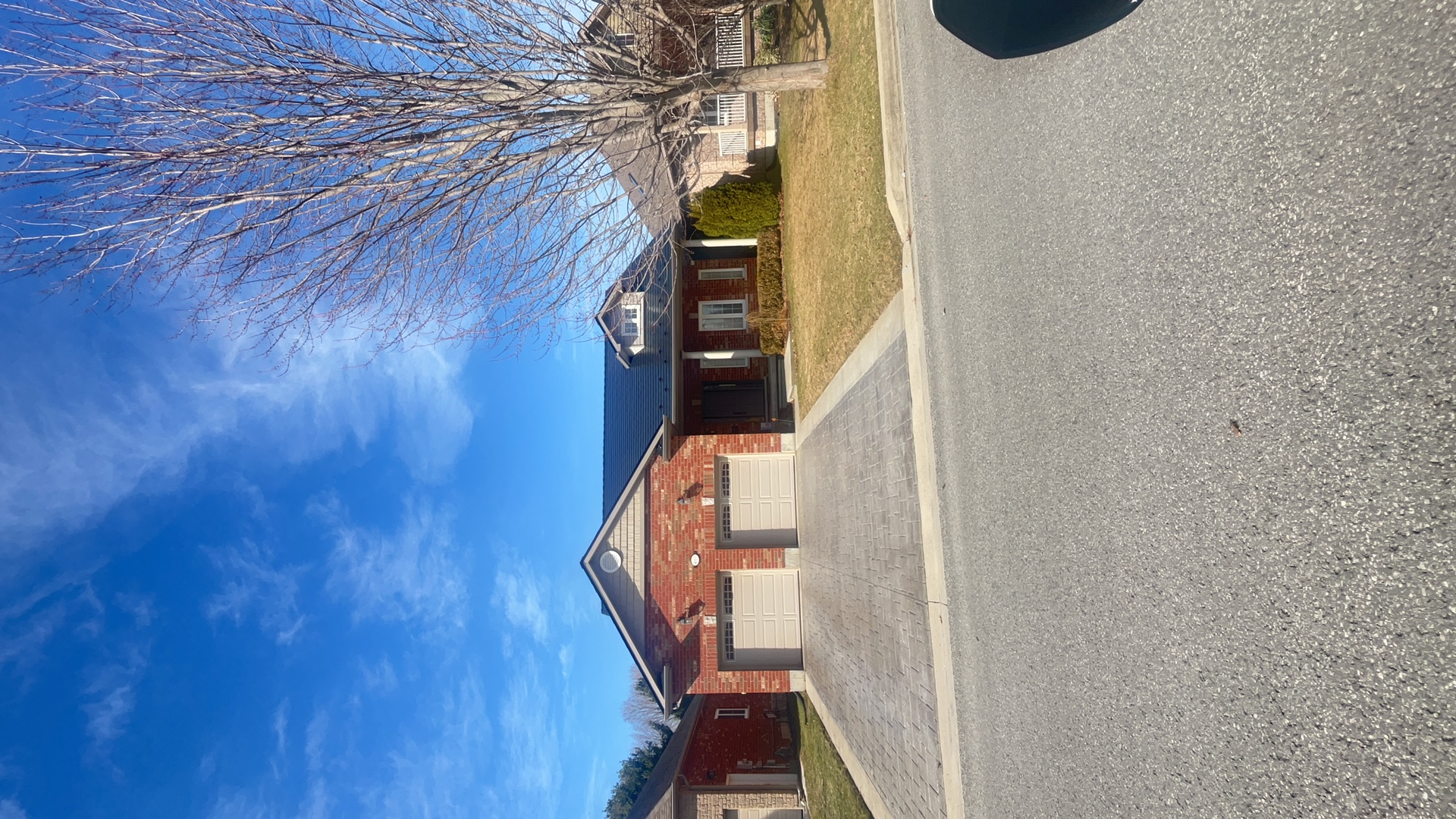 Interlock Aluminum Slate Metal Roofing – Black | Cobourg, ON (Front elevation)