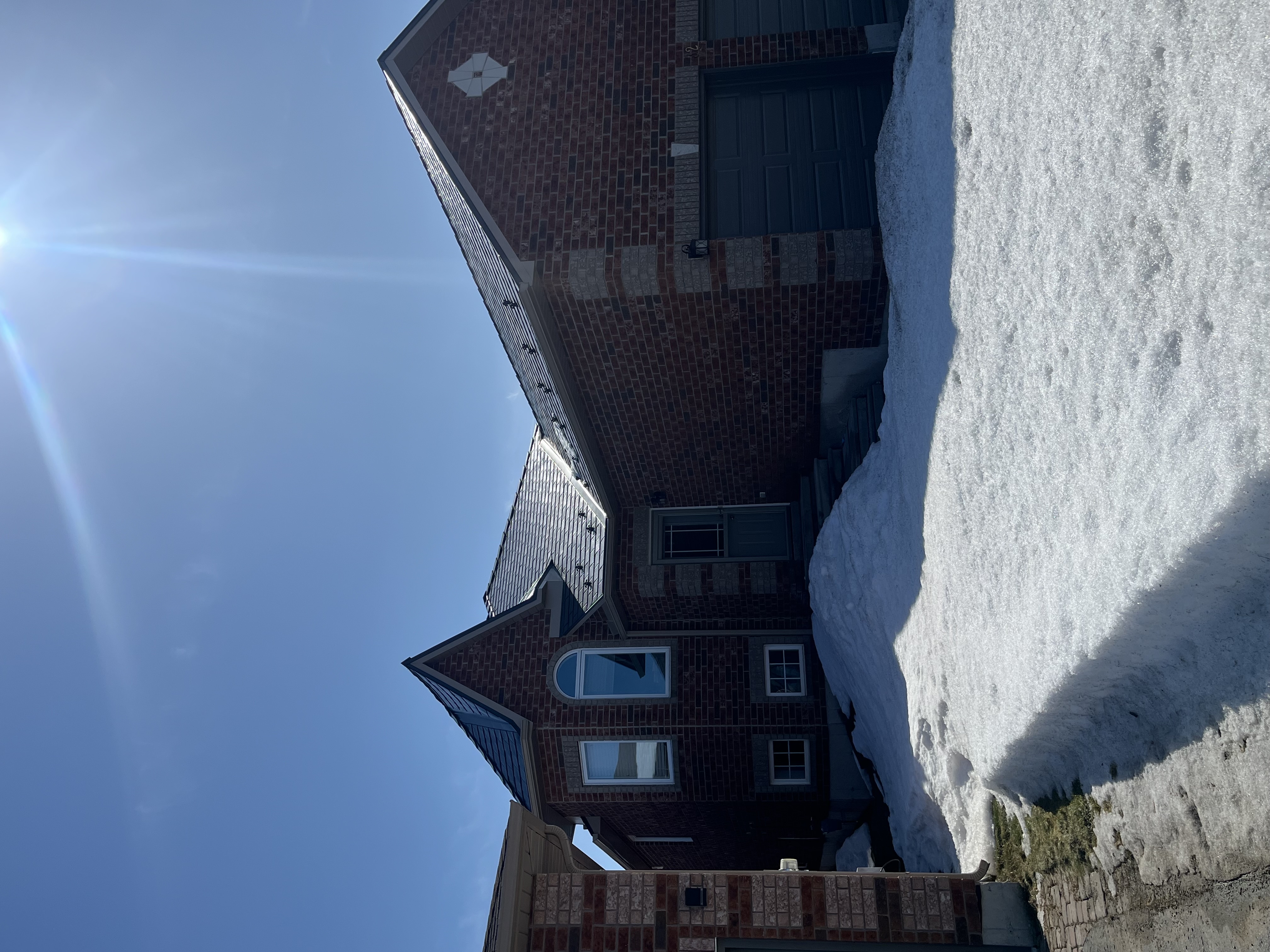 Interlock Aluminum Slate Metal Roofing – Deep Charcoal | Barrie, ON (Front-left elevation)