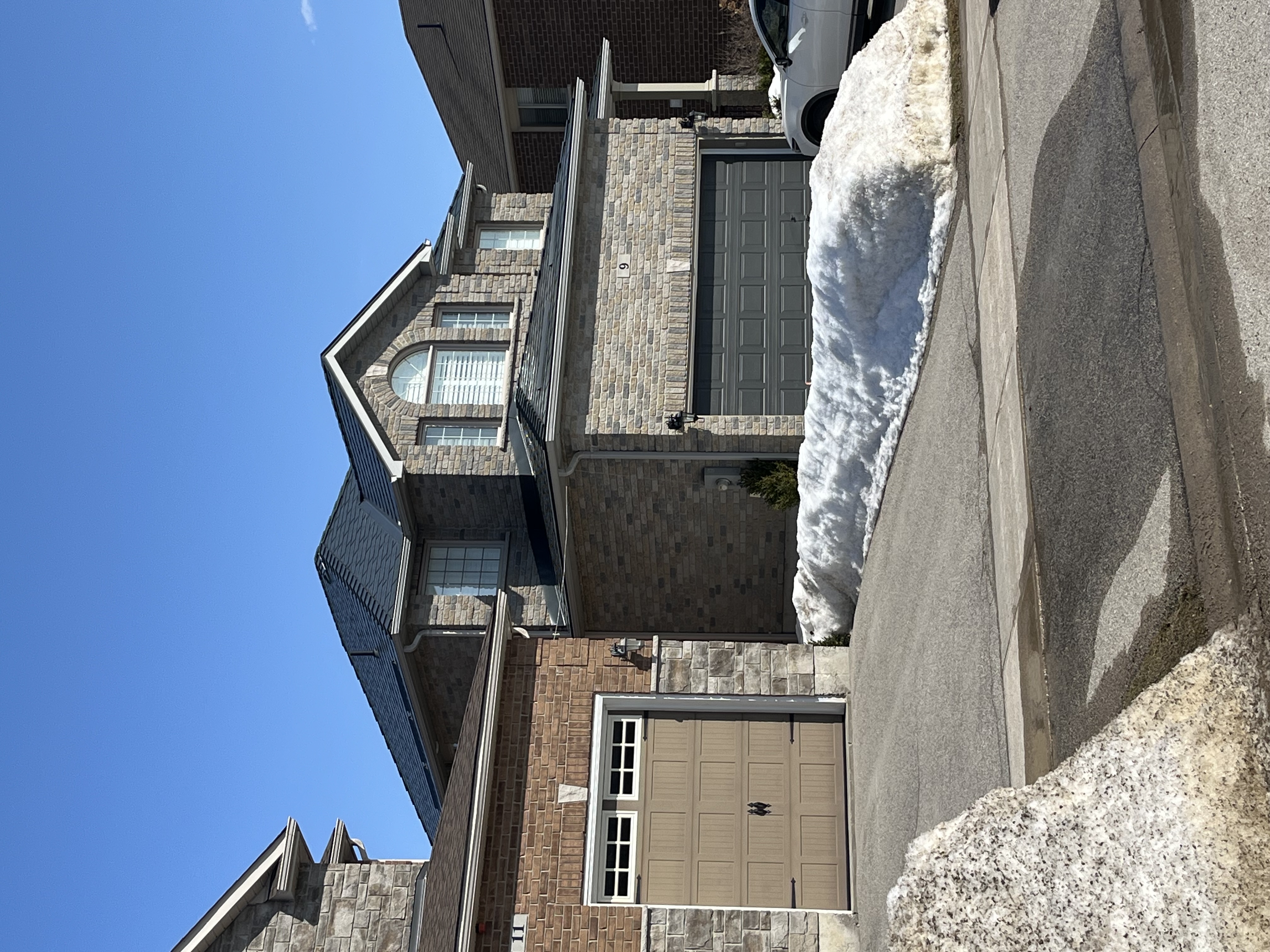 Interlock Aluminum Slate Metal Roofing – Deep Charcoal | Barrie, ON (Front-left elevation)
