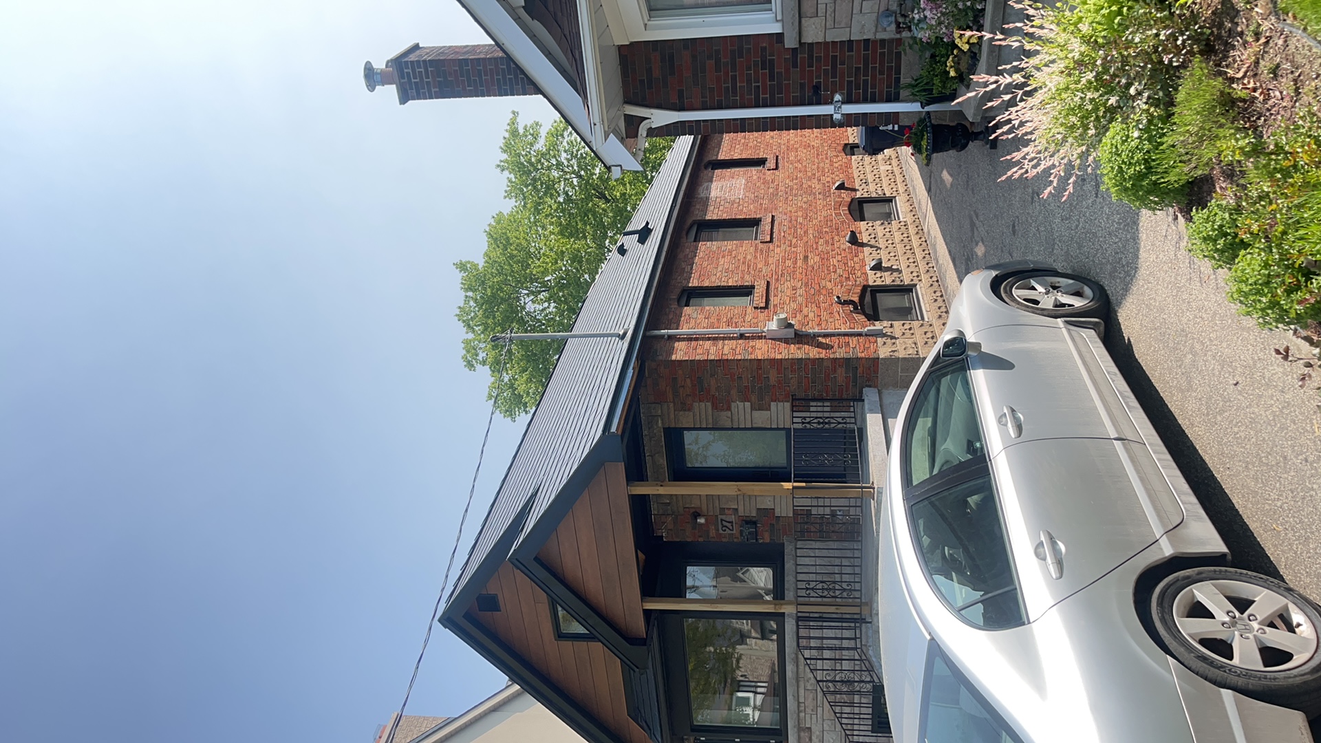 Interlock Aluminum Slate Metal Roofing – Black | Toronto, ON (Front-right elevation)