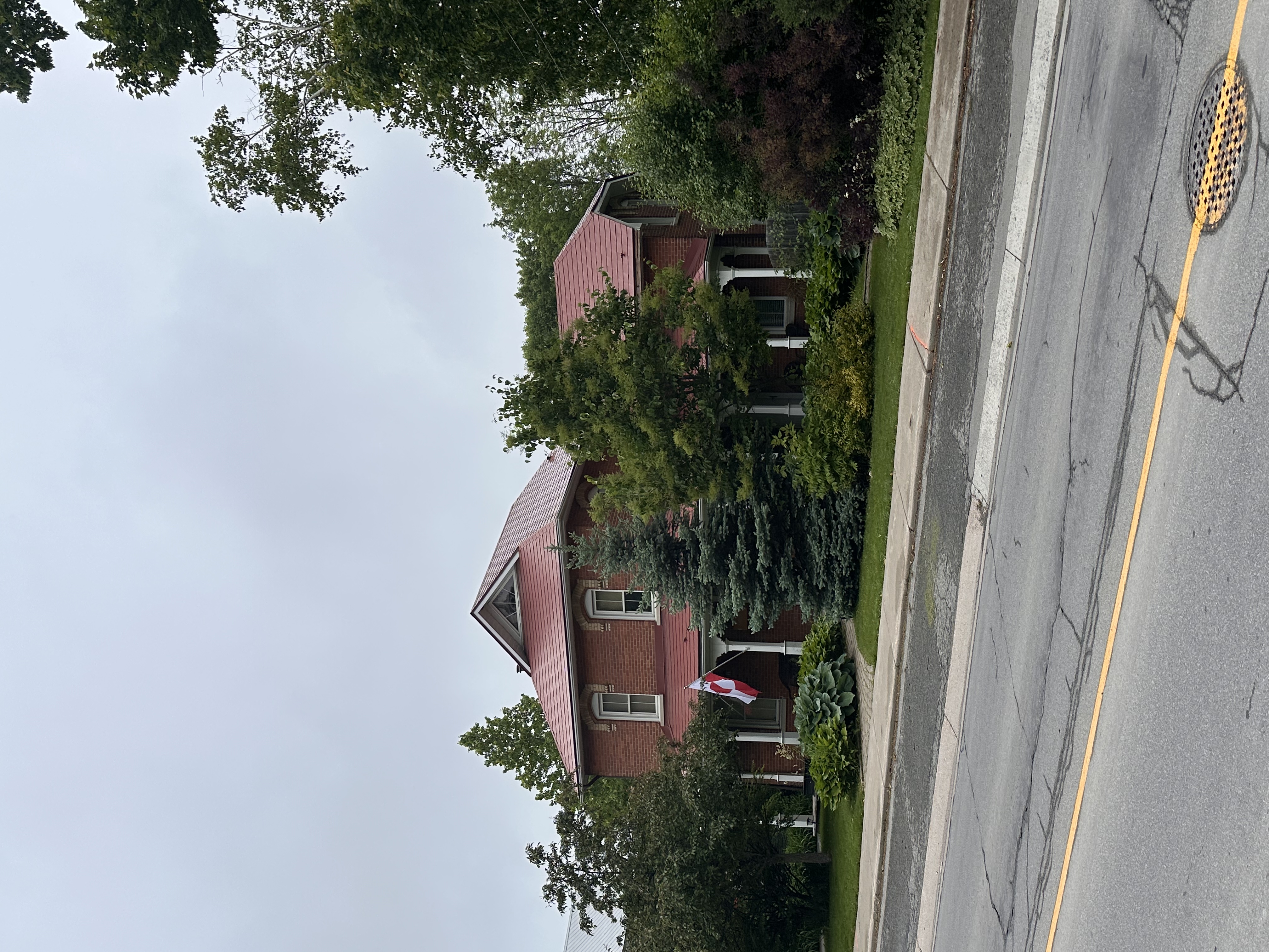 Interlock Aluminum Shingle Metal Roofing – Tile Red | Almonte, ON (Front-right elevation)