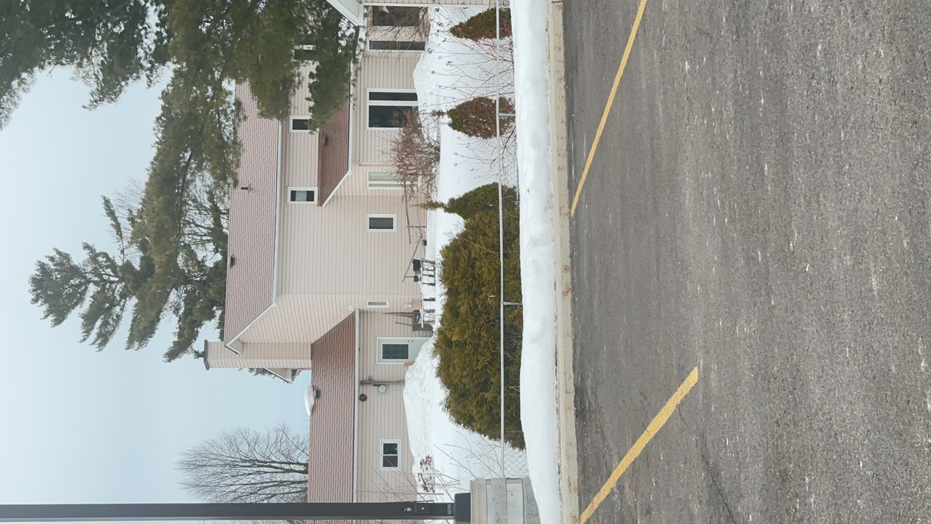 Interlock Aluminum Shingle Metal Roofing – Aged Copper | Ottawa, ON (Street view)