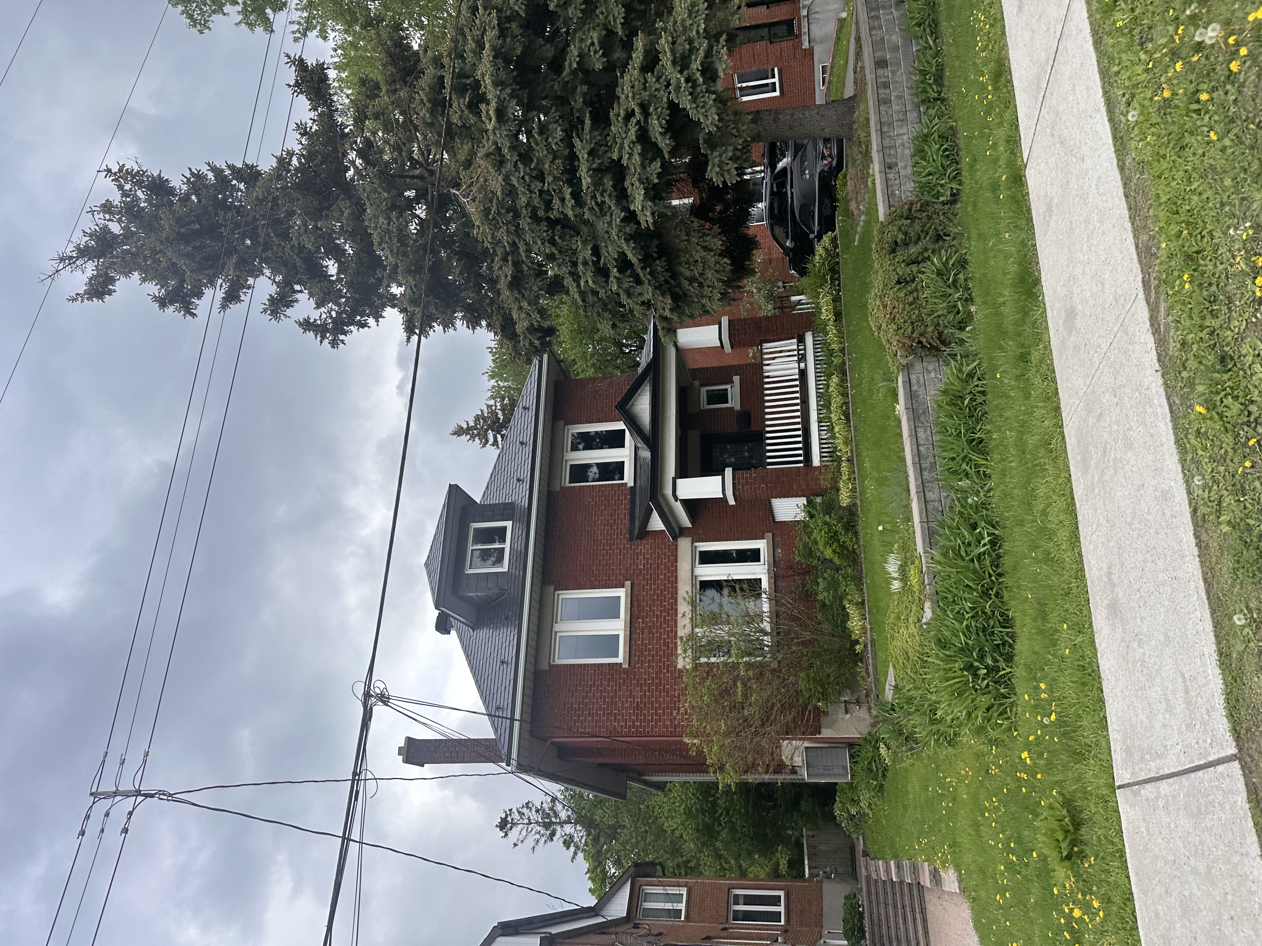 Interlock Aluminum Slate Metal Roofing – Black | Ottawa, ON (Front-left elevation)