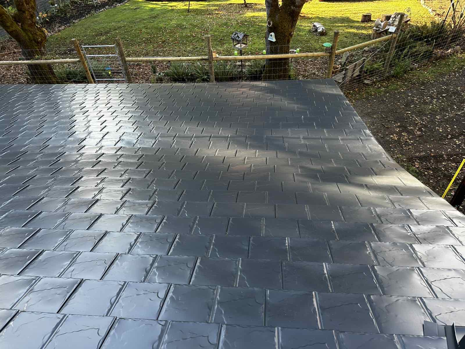 Interlock Aluminum Slate Metal Roofing – Black | Alsea, OR