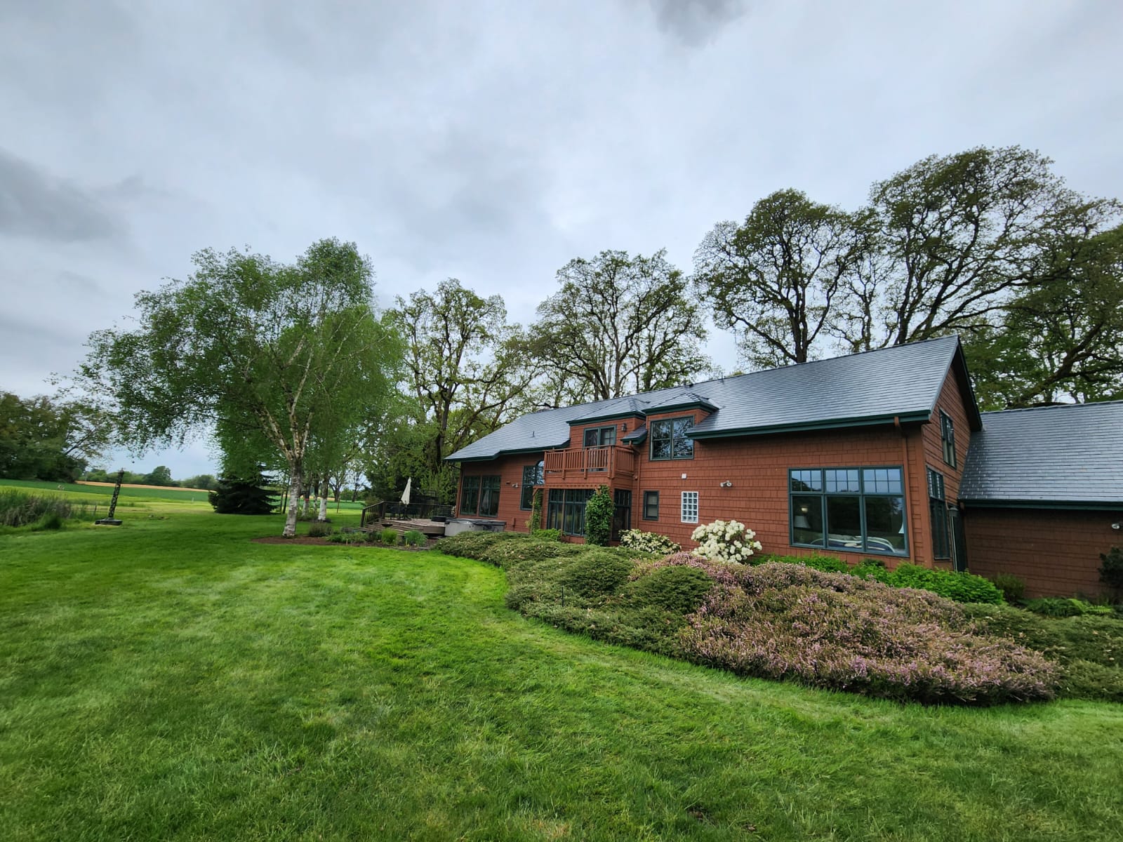 Interlock Aluminum Slate Metal Roofing – Deep Charcoal | Corvallis, OR
