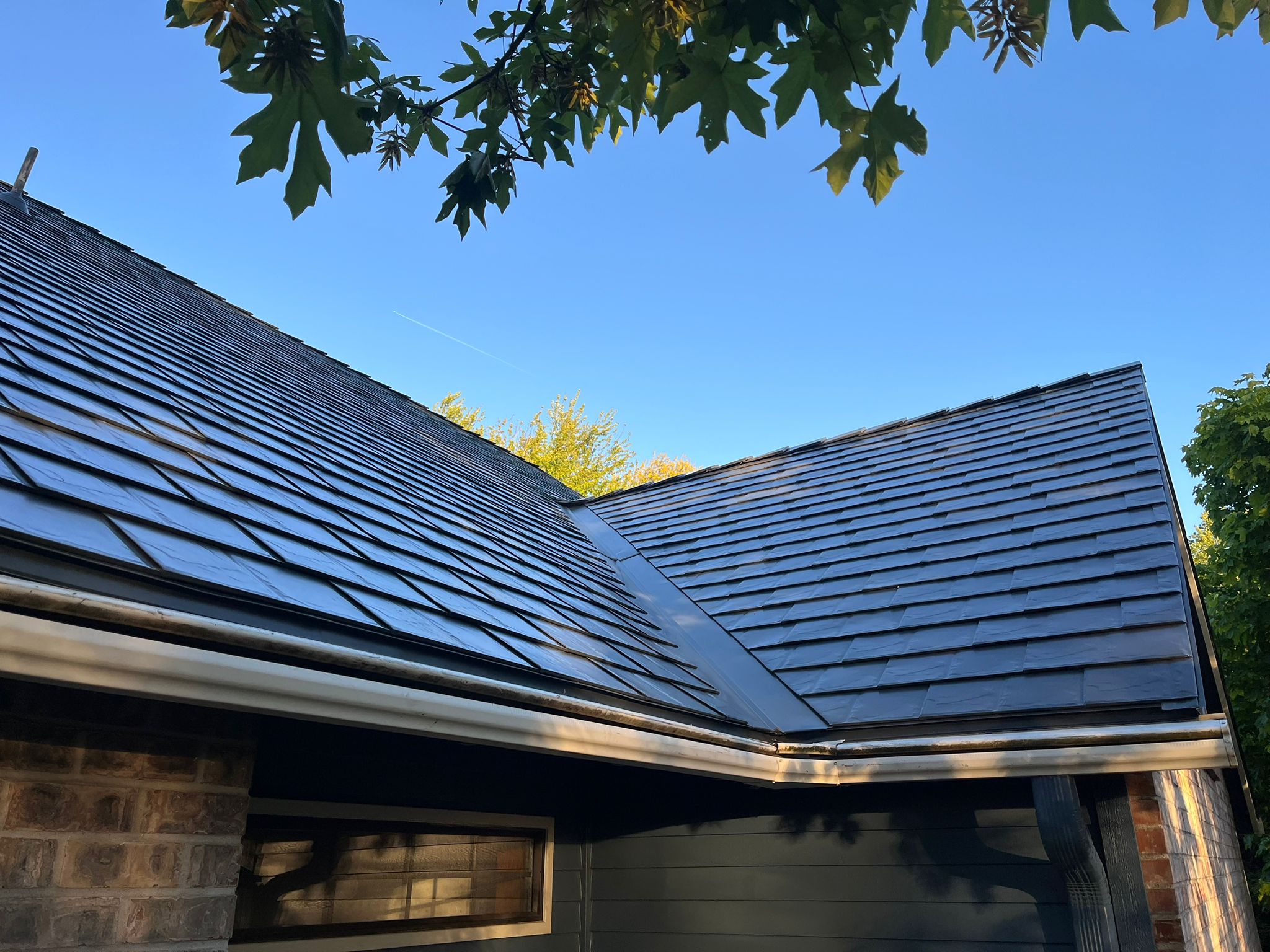Interlock Aluminum Slate Metal Roofing – Deep Charcoal | Lake Oswego, OR