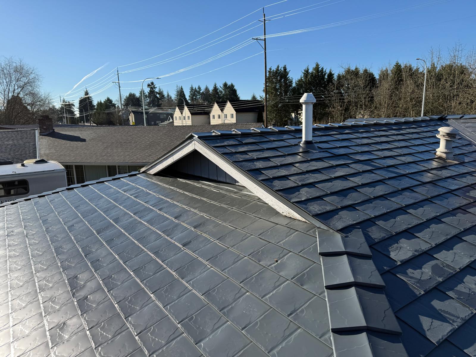 Interlock Aluminum Slate Metal Roofing – Deep Charcoal | Beaverton, OR