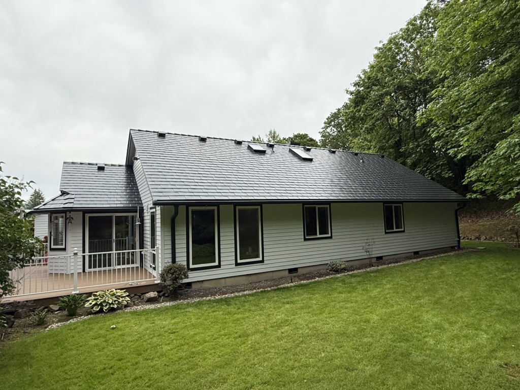 Interlock Aluminum Slate Metal Roofing – Black | Newberg, OR