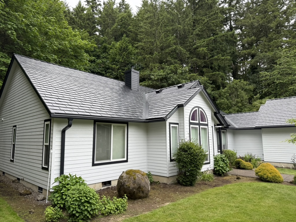 Interlock Aluminum Slate Metal Roofing – Black | Newberg, OR
