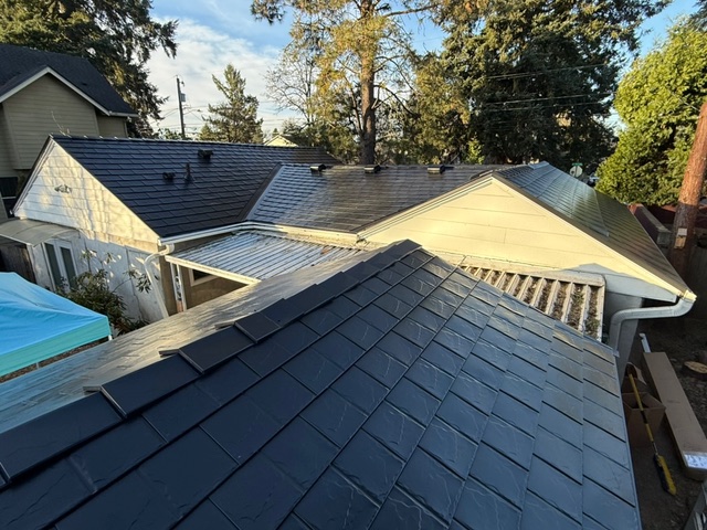Interlock Aluminum Slate Metal Roofing – Black | Portland, OR